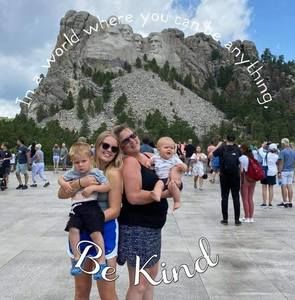 Meet your Posher, April